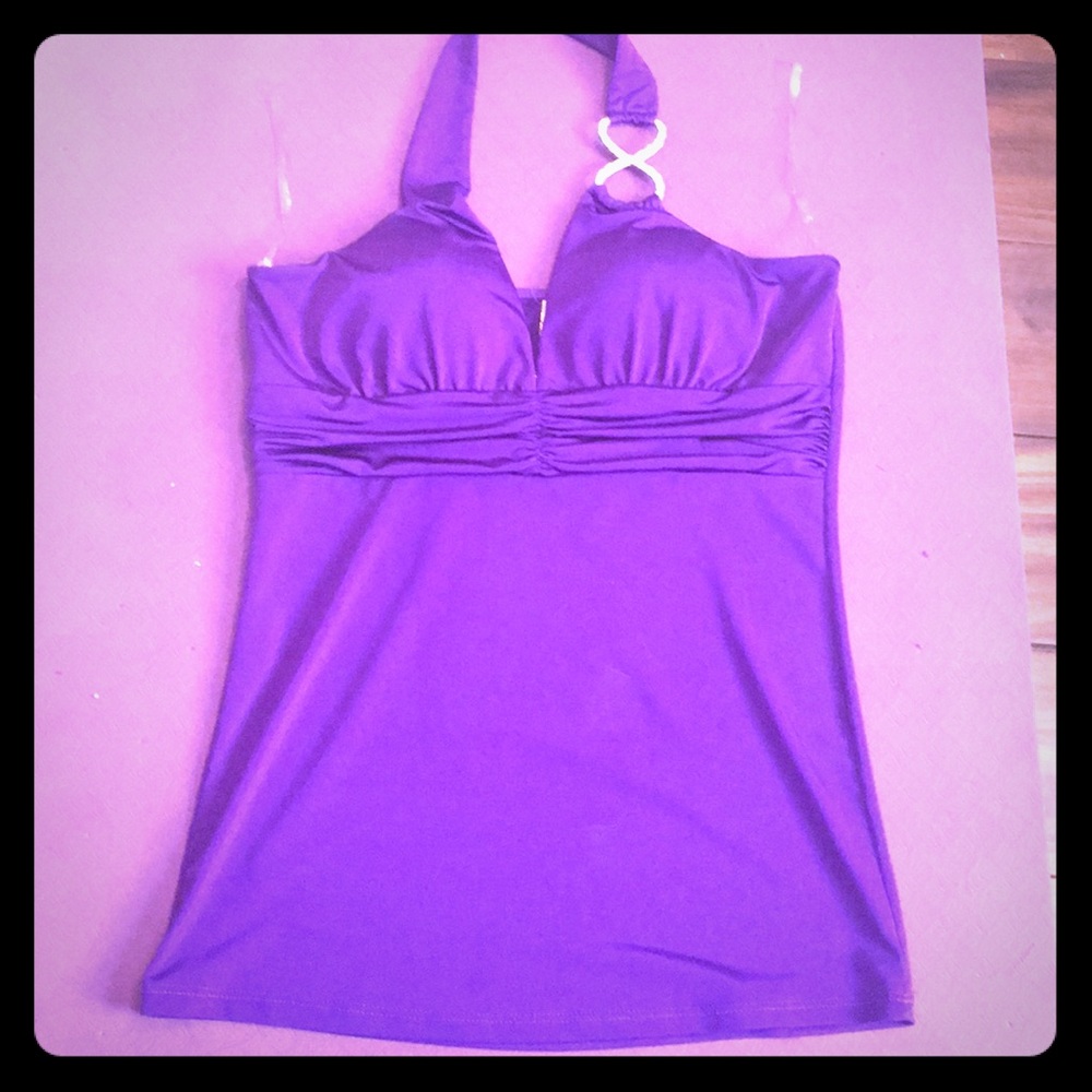 GREAT GLAM Fitted Halter S 🔥🔥